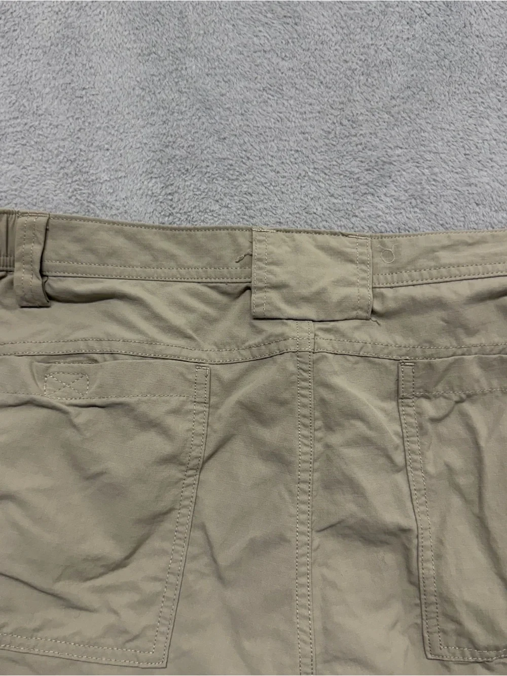 Duluth Trading Shorts Mens 40 Tan Armachillo Cargo Cooling Ripstop Paratrooper